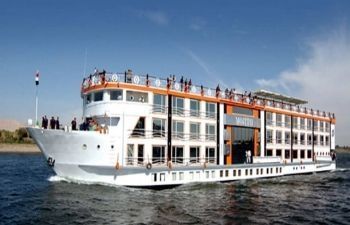 5 Days Nile river Cruise From Luxor on Zen Mojito Nile Cruise